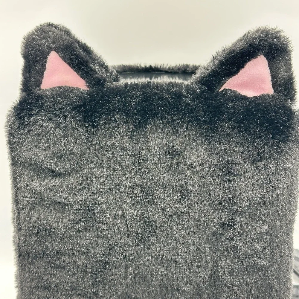 MGA Na! Na! Na! Surprise Meow Doll Playset Purple Hair Cat Ear Case